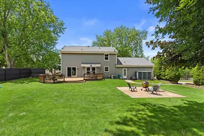 1028 S Imperial Dr, Hartland, WI 53029 - Photo 42