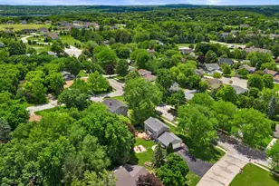 1028 S Imperial Dr, Hartland, WI 53029 - Photo 46