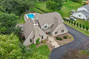 515 Pebble Creek Pass, Wales, WI 53183 - Photo 14