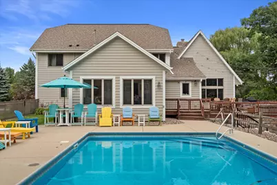 515  Pebble Creek Pass, Wales, WI 53183 - Photo 8