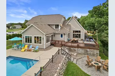 515  Pebble Creek Pass, Wales, WI 53183 - Photo 6
