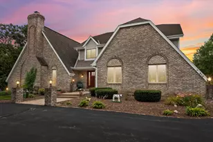 515 Pebble Creek Pass, Wales, WI 53183 - Photo 18