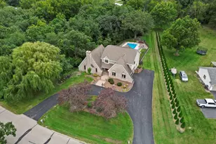 515 Pebble Creek Pass, Wales, WI 53183 - Photo 12