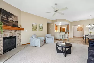 W241N5694  Birchwood Ln, Sussex, WI 53089 - Photo 10