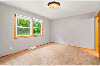 3971 S 118th St, Greenfield, WI 53228 - Photo 22