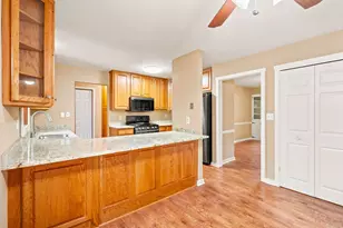 3971 S 118th St, Greenfield, WI 53228 - Photo 6