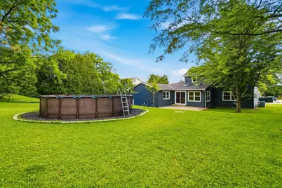 3971 S 118th St, Greenfield, WI 53228 - Photo 18