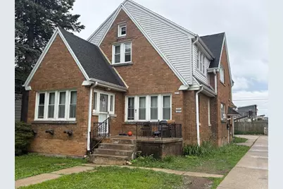6221 W Thurston Ct #6221A/6221B, Milwaukee, WI 53218 - Photo 1
