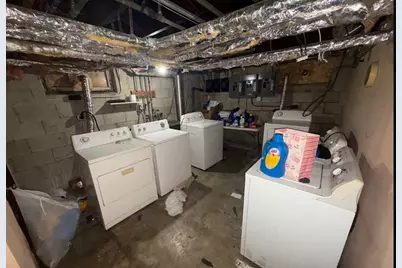 6221 W Thurston Ct #6221A/6221B, Milwaukee, WI 53218 - Photo 30