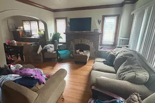 6221 W Thurston Ct, Milwaukee, WI 53218 - Photo 4