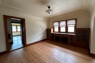 6221 W Thurston Ct, Milwaukee, WI 53218 - Photo 6