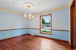 1797 Cypress Dr, Grafton, WI 53024 - Photo 6