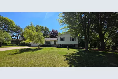 N50W14473  Fairmount Ave, Menomonee Falls, WI 53051 - Photo 1