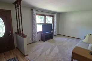 N50W14473 Fairmount Ave, Menomonee Falls, WI 53051 - Photo 2