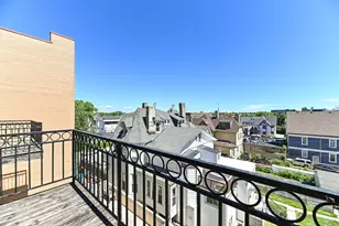 1920 N Farwell Ave, Milwaukee, WI 53202 - Photo 32
