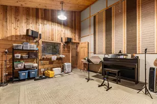 802 S Teut Rd, Burlington, WI 53105 - Photo 48