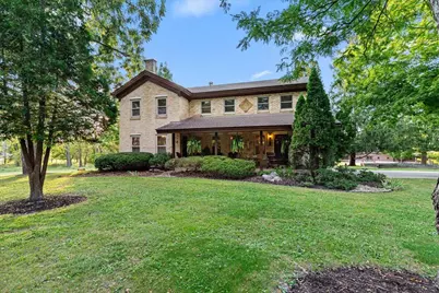 802 S Teut Rd, Burlington, WI 53105 - Photo 1