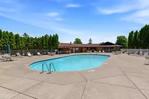 W177N9776 Riversbend Circle, Germantown, WI 53022 - Photo 18