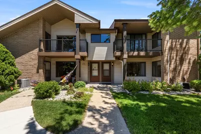 W177N9776  Riversbend Cir, Germantown, WI 53022 - Photo 1
