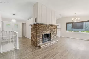 3109 Canterbury Ln, Janesville, WI 53546 - Photo 8