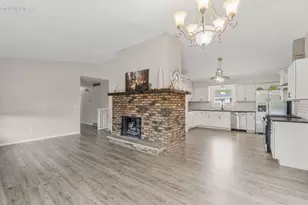 3109 Canterbury Ln, Janesville, WI 53546 - Photo 6