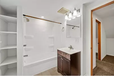3684 S 33rd St, Greenfield, WI 53221 - Photo 20