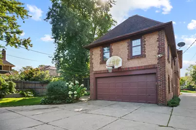 2726 E Shorewood Blvd, Shorewood, WI 53211 - Photo 100
