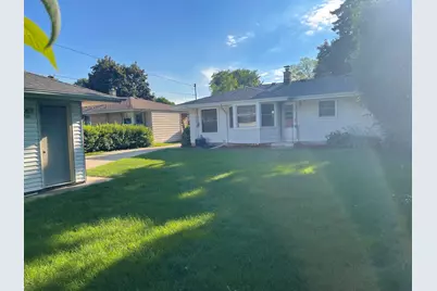 3754 S 77th St, Milwaukee, WI 53220 - Photo 4