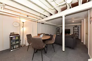 2876 N Grant Blvd, Milwaukee, WI 53210 - Photo 32