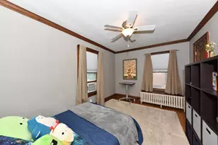 2876 N Grant Blvd, Milwaukee, WI 53210 - Photo 28
