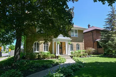 2876 N Grant Blvd, Milwaukee, WI 53210 - Photo 2