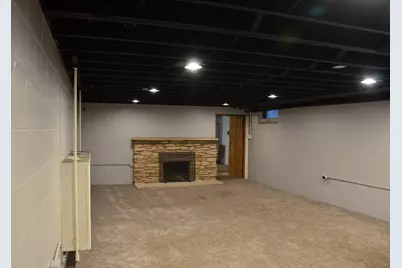13815 W Robin Trl, New Berlin, WI 53151 - Photo 28