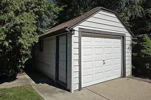 4062 N 40th St, Milwaukee, WI 53216 - Photo 52