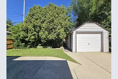 4062 N 40th St, Milwaukee, WI 53216 - Photo 54