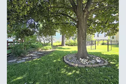 1957 S 82nd St, West Allis, WI 53219 - Photo 46