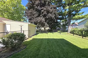 1957 S 82nd St, West Allis, WI 53219 - Photo 42