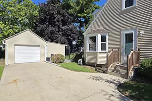 1957 S 82nd St, West Allis, WI 53219 - Photo 34