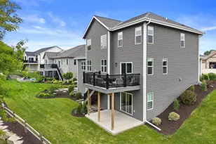 S54W25488 Pebble Brk Ct, Waukesha, WI 53189 - Photo 38