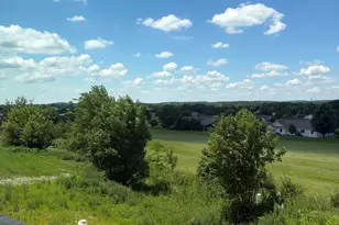 507 Golf Dr, Jefferson, WI 53549 - Photo 18