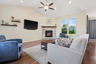 S86W34804 Knoll Rd, Eagle, WI 53119 - Photo 4
