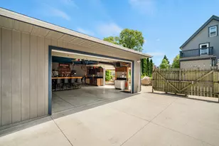 3462 E Cudahy Ave, Cudahy, WI 53110 - Photo 24