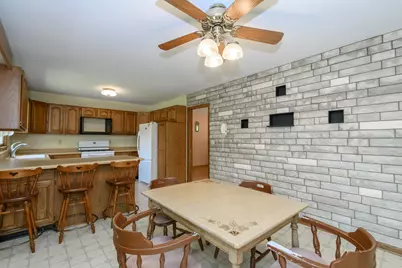 321  Macarthur Dr, Mukwonago, WI 53149 - Photo 14