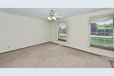2920  Wildrose Way, Racine, WI 53402 - Photo 6