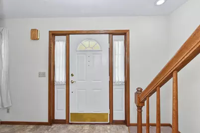 2920  Wildrose Way, Racine, WI 53402 - Photo 4