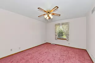 2920 Wildrose Way, Racine, WI 53402 - Photo 26