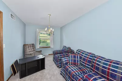 2920  Wildrose Way, Racine, WI 53402 - Photo 10