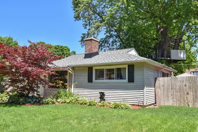 3156 N 83rd St, Milwaukee, WI 53222 - Photo 2