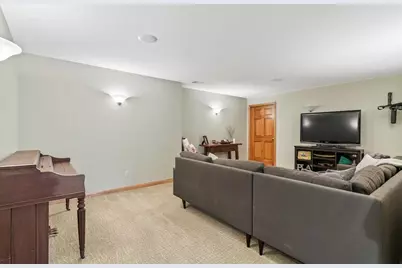 1194  Four Winds Way, Hartland, WI 53029 - Photo 38