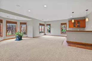 1194 4 Winds Wy, Hartland, WI 53029 - Photo 34