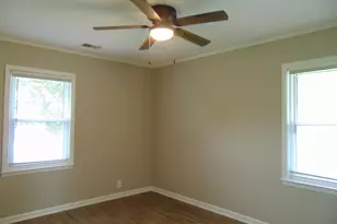 517 Maple St, Mukwonago, WI 53149 - Photo 10